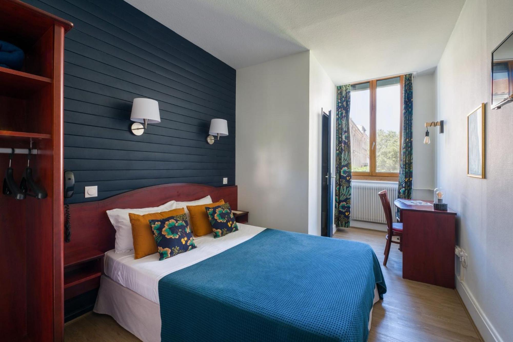 Hotel Grand De La Poste - Lyon Sud - 3*